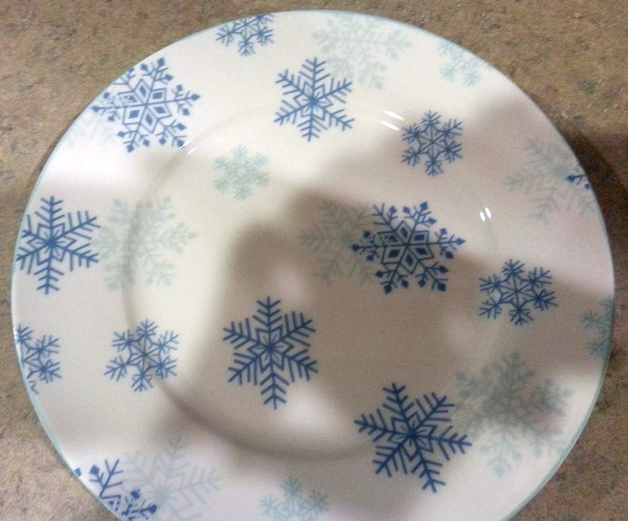 UC932 Dinner Plate by Unknown Manufacturer-1