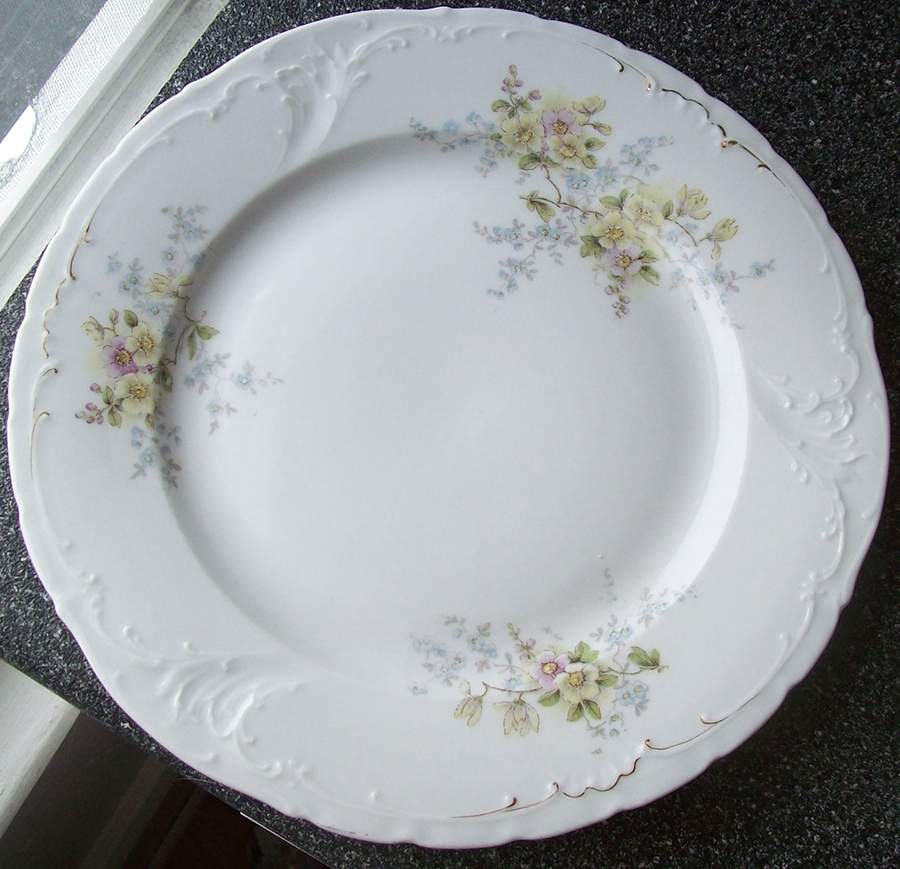 1949 Dinner Plate by Unknown Manufacturer-1