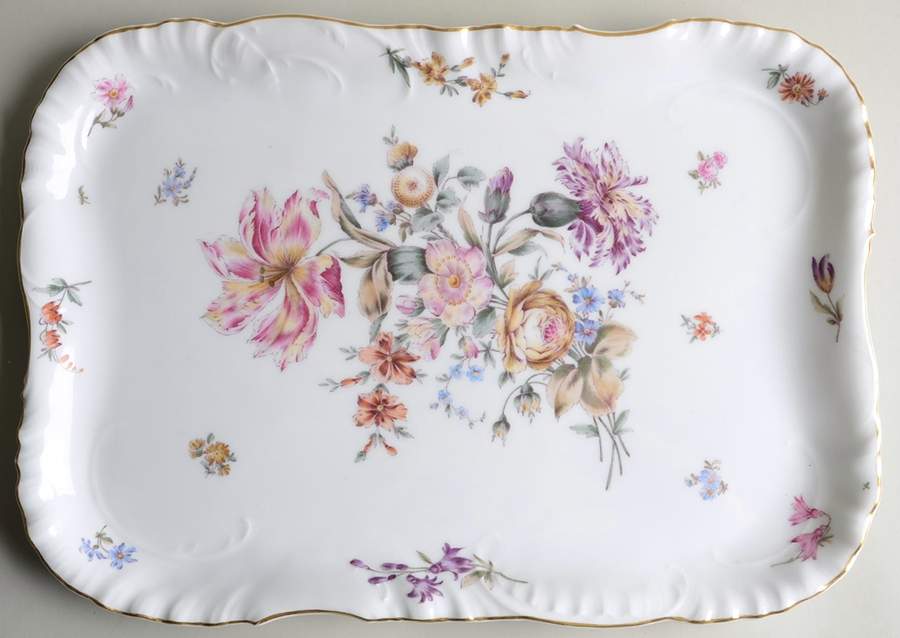 1104 14" Oval Serving Platter by Nymphenburg-1