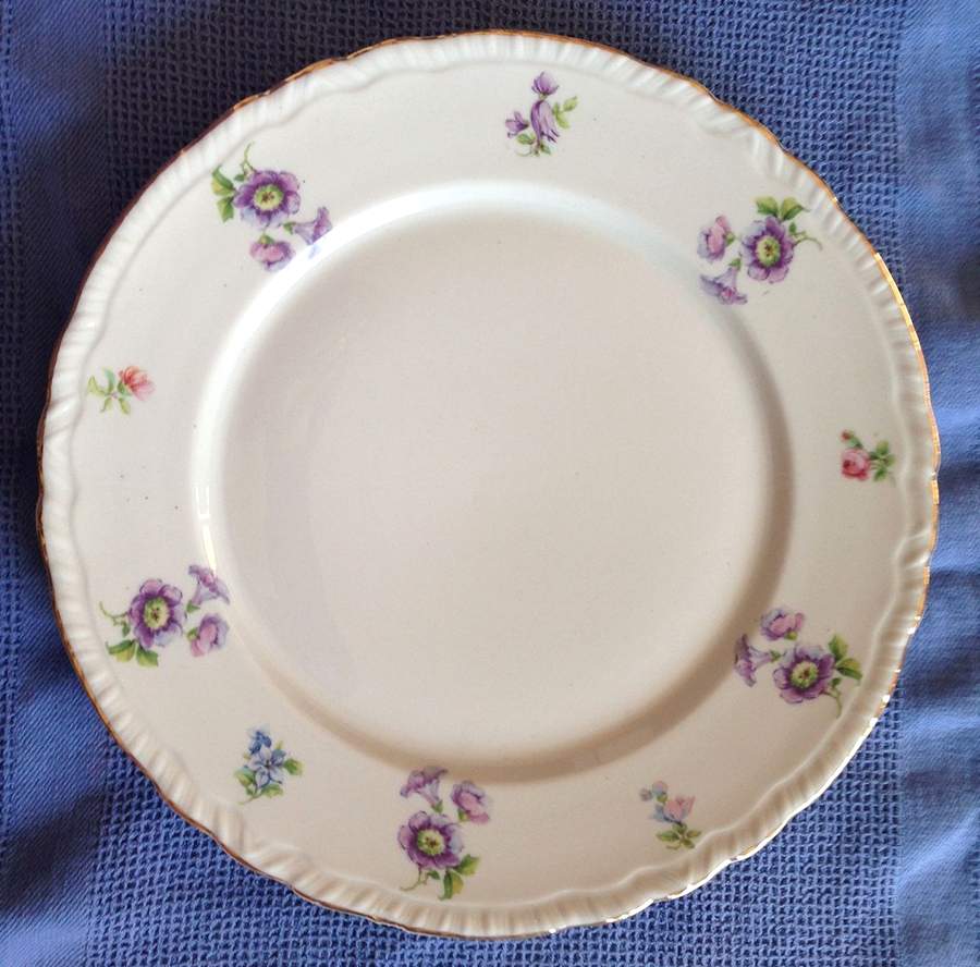 HLC4283 Dinner Plate by Homer Laughlin -1