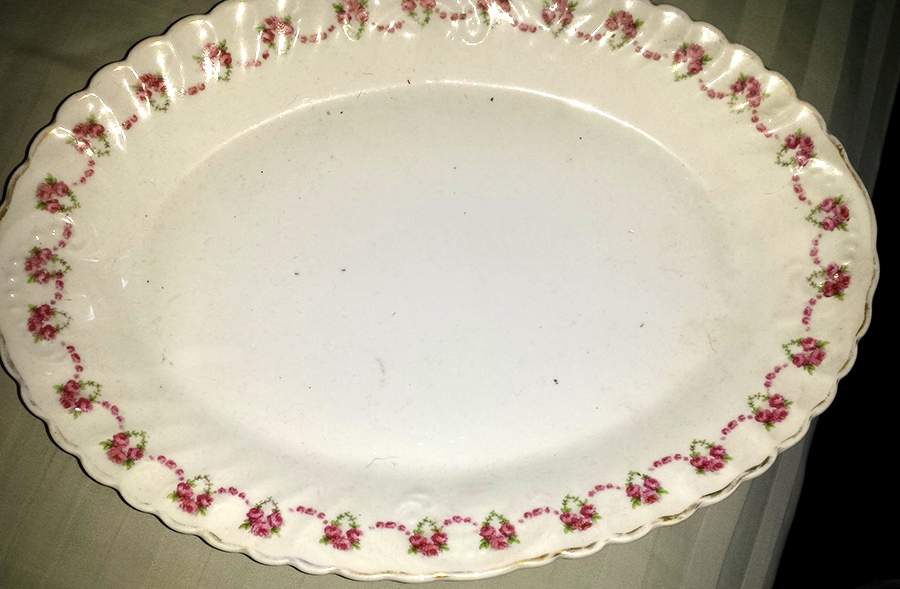 6588 14" Oval Serving Platter by Unknown Manufacturer-1