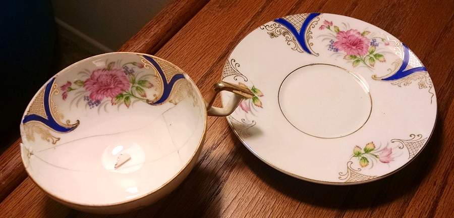 UCA90 Flat Cup & Saucer Set by Ucagco-1
