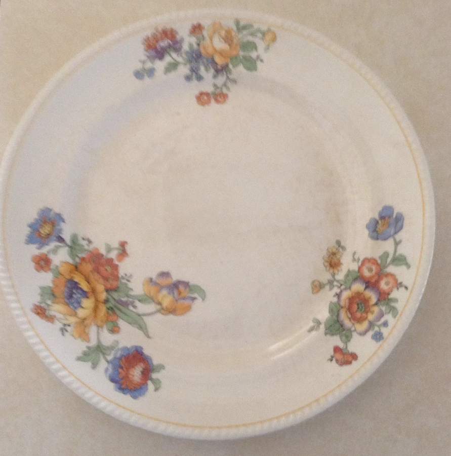 The Strasburg Luncheon Plate by Sebring Pottery-1