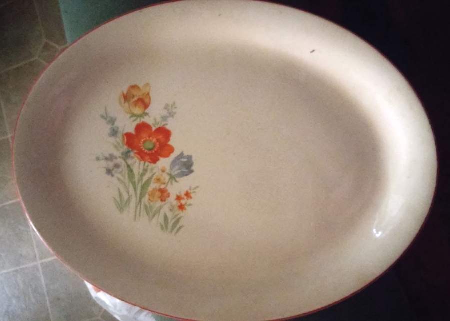 UNI229 11" Oval Serving Platter by Universal-1