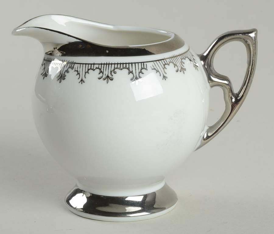 6930 Creamer by Unknown Manufacturer-1