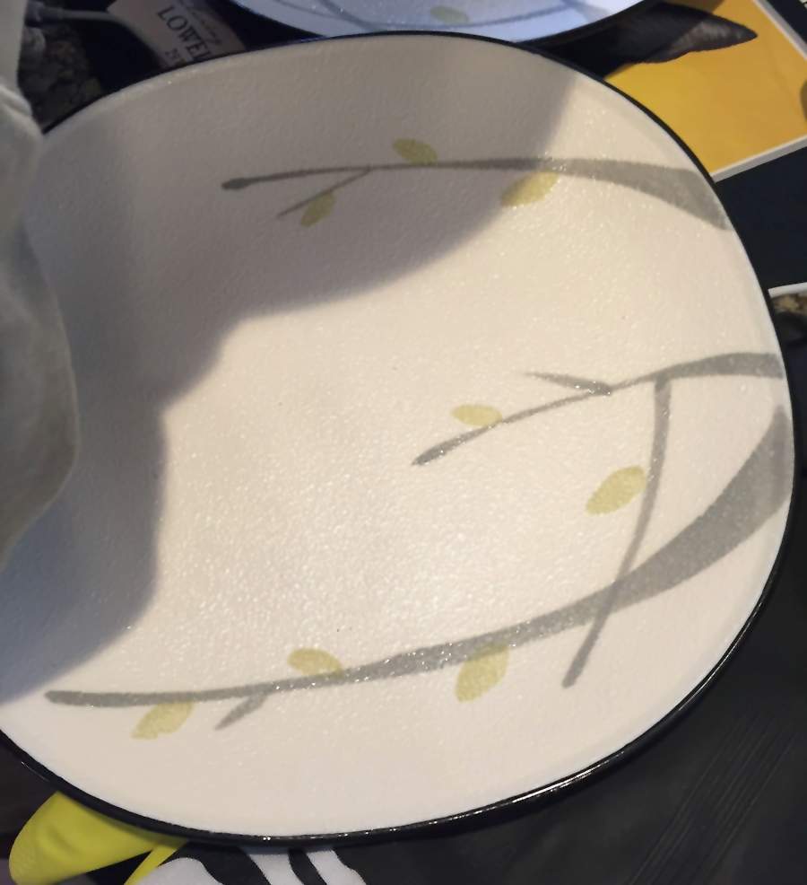 UC996 Dinner Plate by Unknown Manufacturer-1