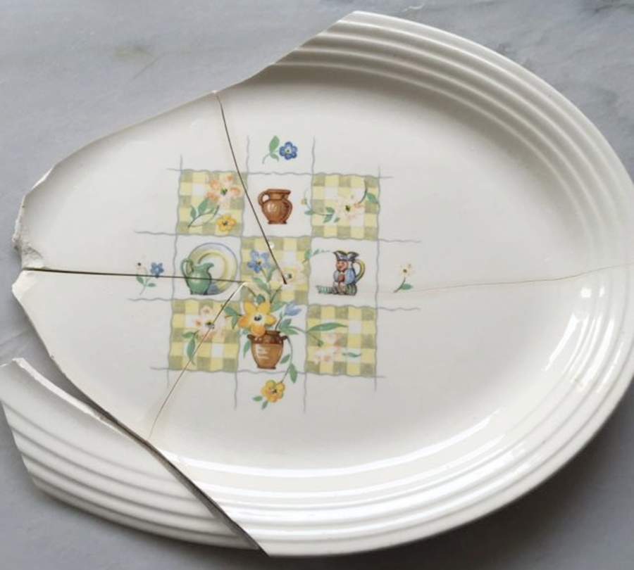 Old Curiosity Shop (Upico Ivory) 12" Oval Serving Platter by Universal-1