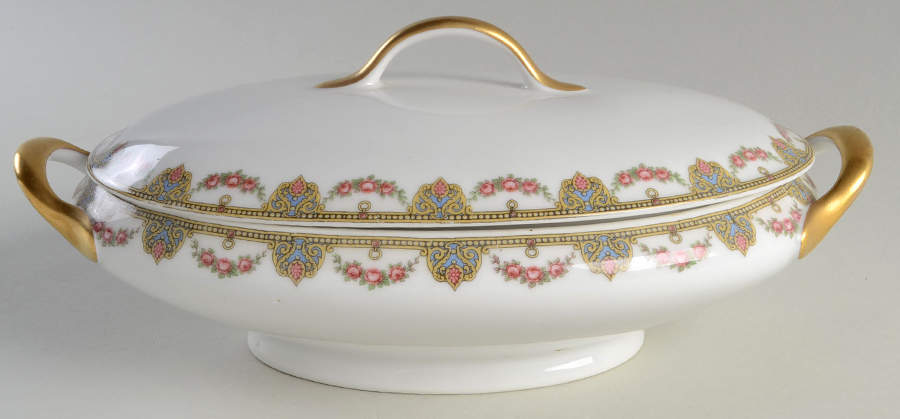 UNC264 Oval Covered Vegetable by Union Ceramique-1