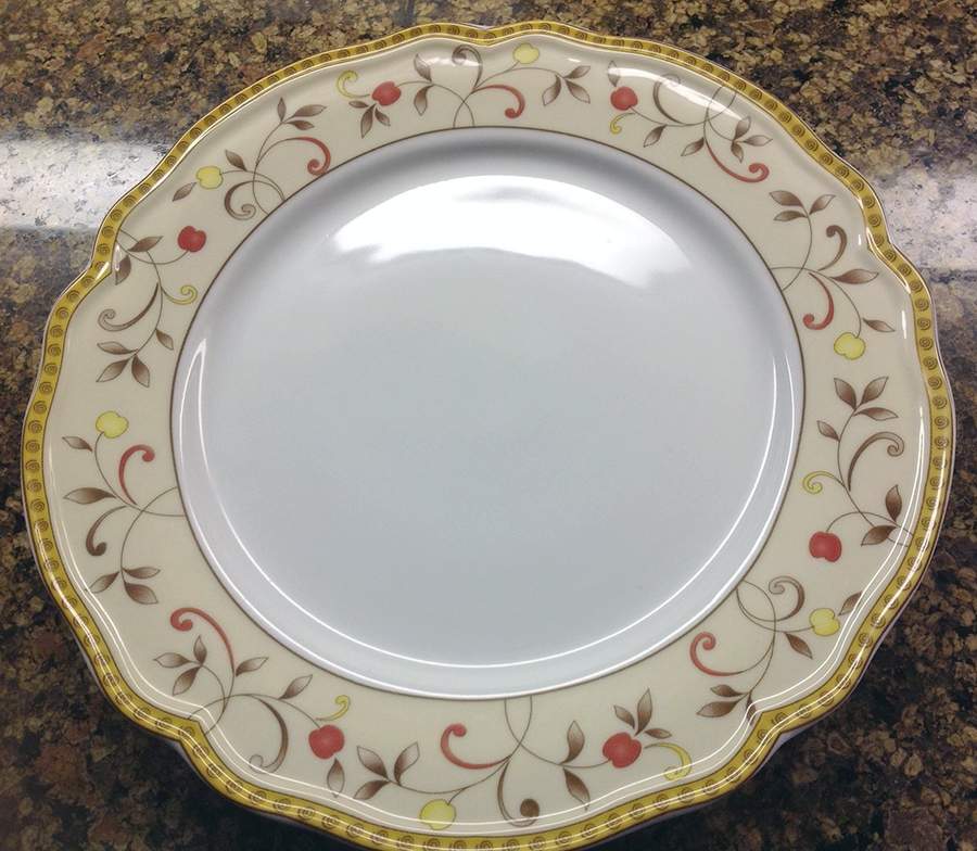 Mirano Dinner Plate by Ritzenhoff & Breker-1