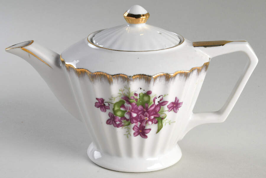 UC1030 Teapot & Lid by Unknown Manufacturer-1