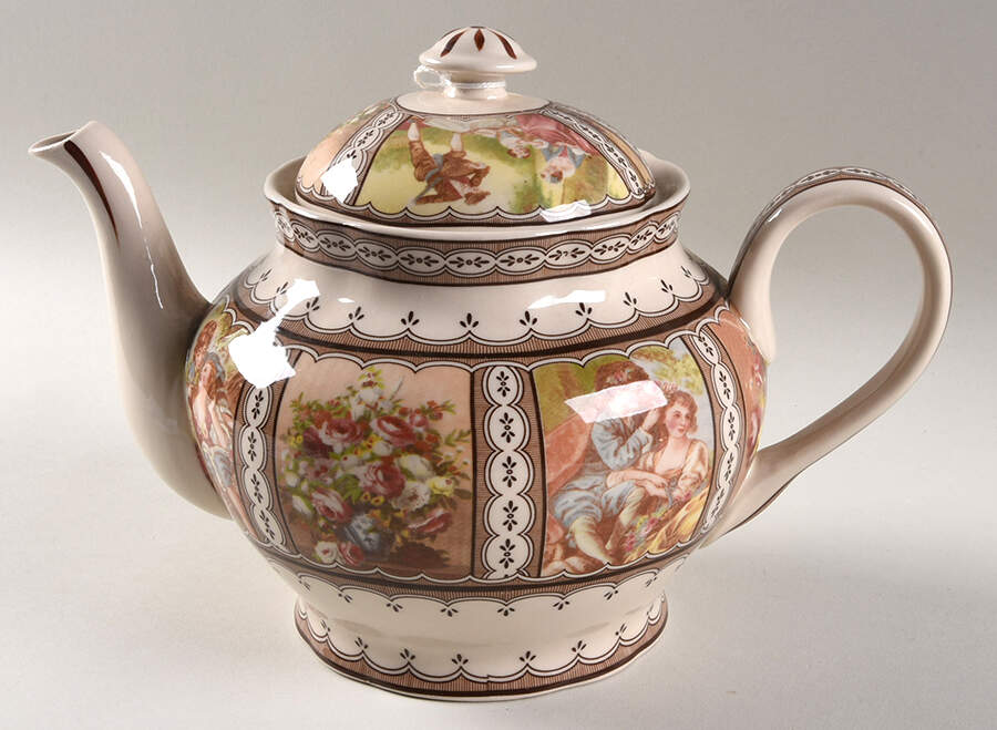 Cx902 Teapot & Lid by China (Made in China)-1
