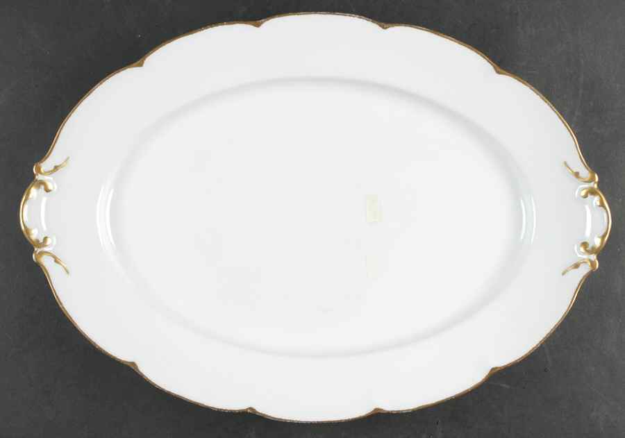 VTO29 16" Oval Serving Platter by Victoria (Austria)-1
