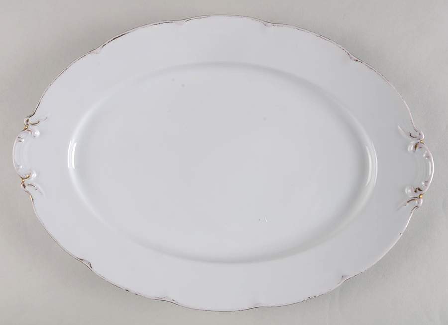 VTO29 14" Oval Serving Platter by Victoria (Austria)-1