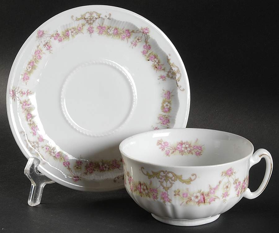 VNN2 Flat Cup & Saucer Set by Vienna-1