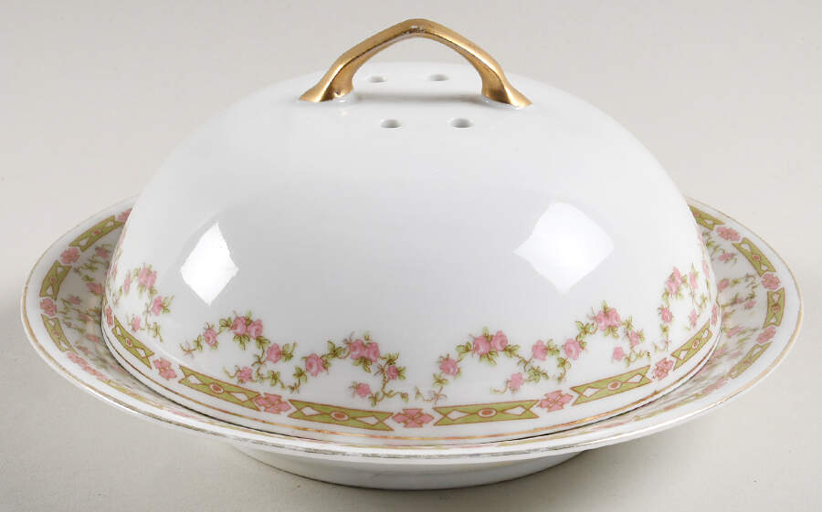VTO31 Round Covered Butter by Victoria (Austria)-1