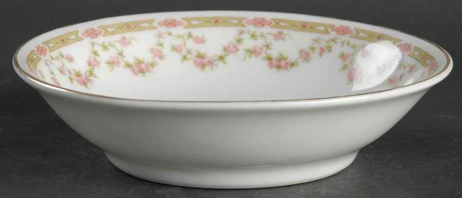 VTO31 Fruit/Dessert (Sauce) Bowl by Victoria (Austria)-1