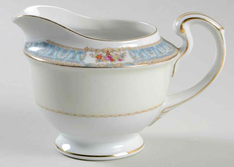 Belvedere Creamer by Valmont-1