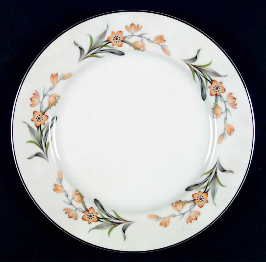 Cynthia Dinner Plate by Valmont-1
