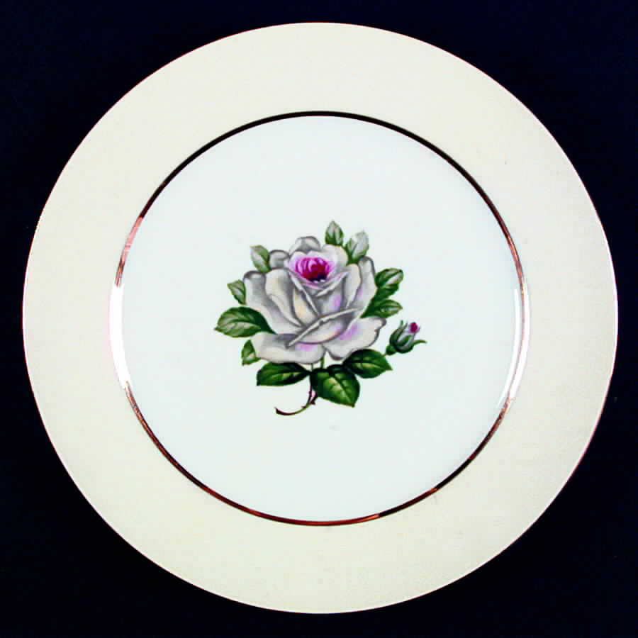 Rondo Dinner Plate by Valmont-1