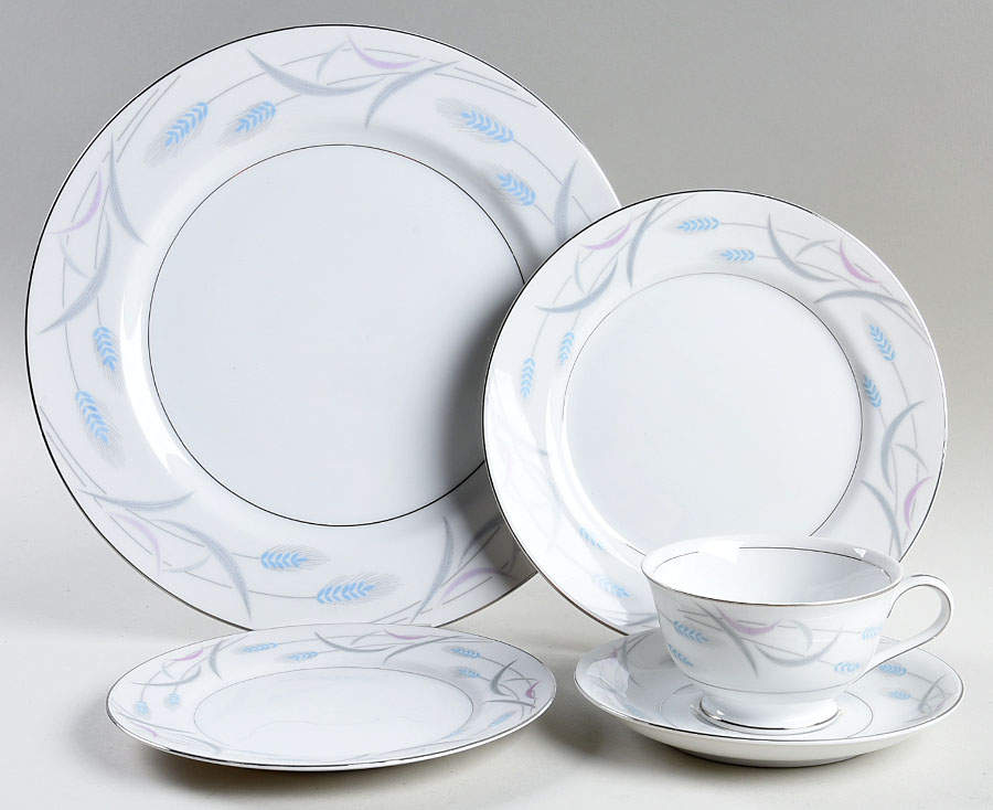 Royal Wheat 5 Piece Place Setting by Valmont-1
