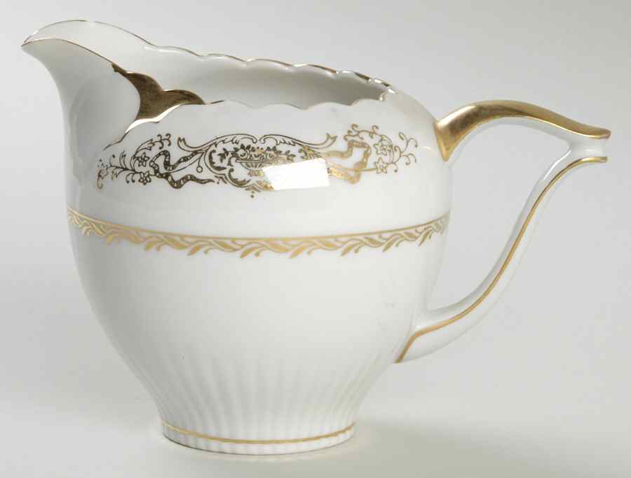 Countess  Creamer by Victorian (Japan)-1