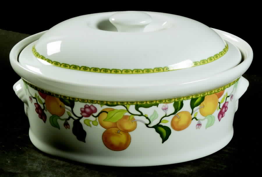 Algarve 1.5 Quart Oval Covered Casserole by Vista Alegre-1