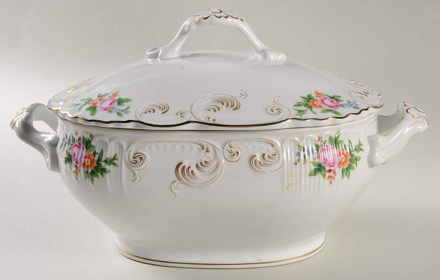 Bouquet Tureen &  Lid by Vista Alegre-1