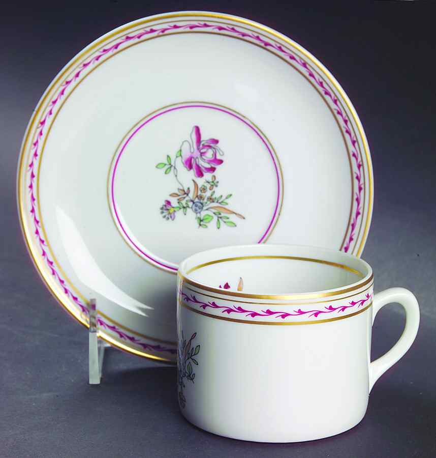 Indias Flat Cup & Saucer Set by Vista Alegre-1