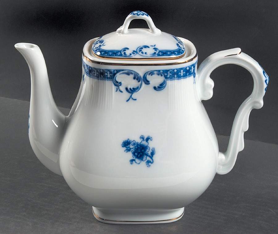 Macao Teapot & Lid by Vista Alegre-1