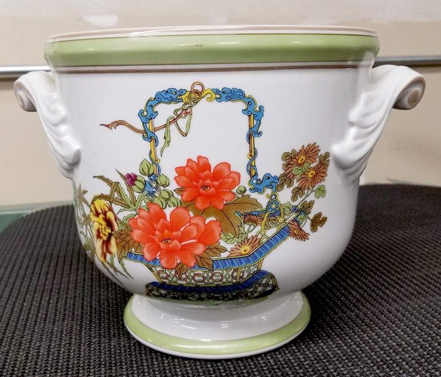Macao 7" Cachepot by Vista Alegre-1