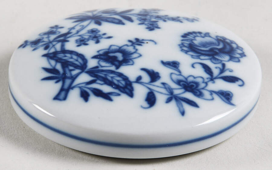 Margao Lid for 2" Round Box by Vista Alegre-1