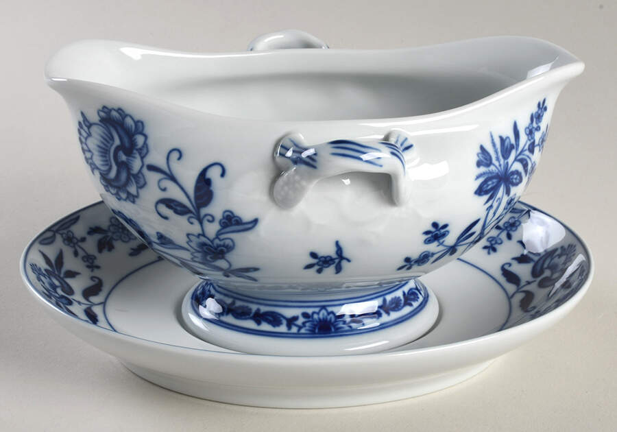 Margao Gravy Boat & Underplate by Vista Alegre-1