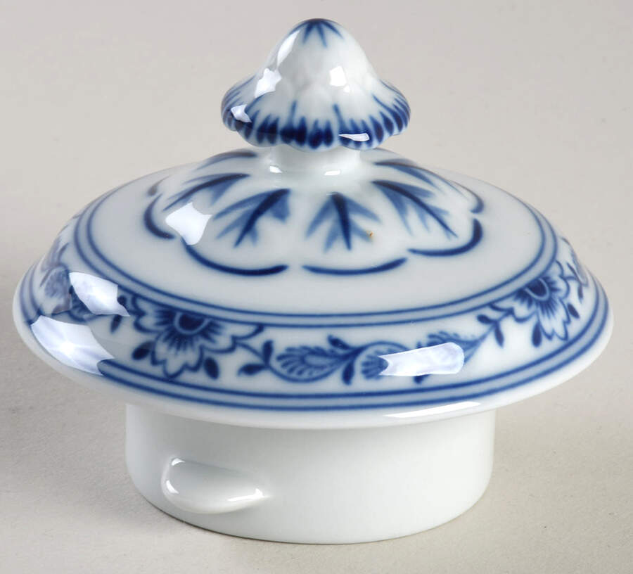 Margao Lid for Coffee Pot by Vista Alegre-1
