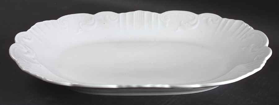 Manueline White 13" Oval Serving Platter by Vista Alegre-1