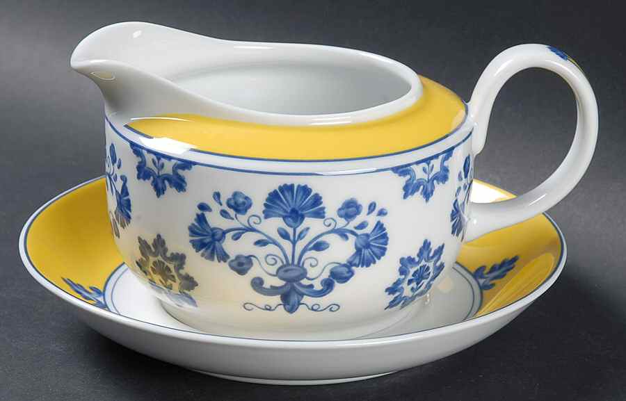 Pavilion (Castelo Branco) Gravy Boat & Underplate by Vista Alegre-1