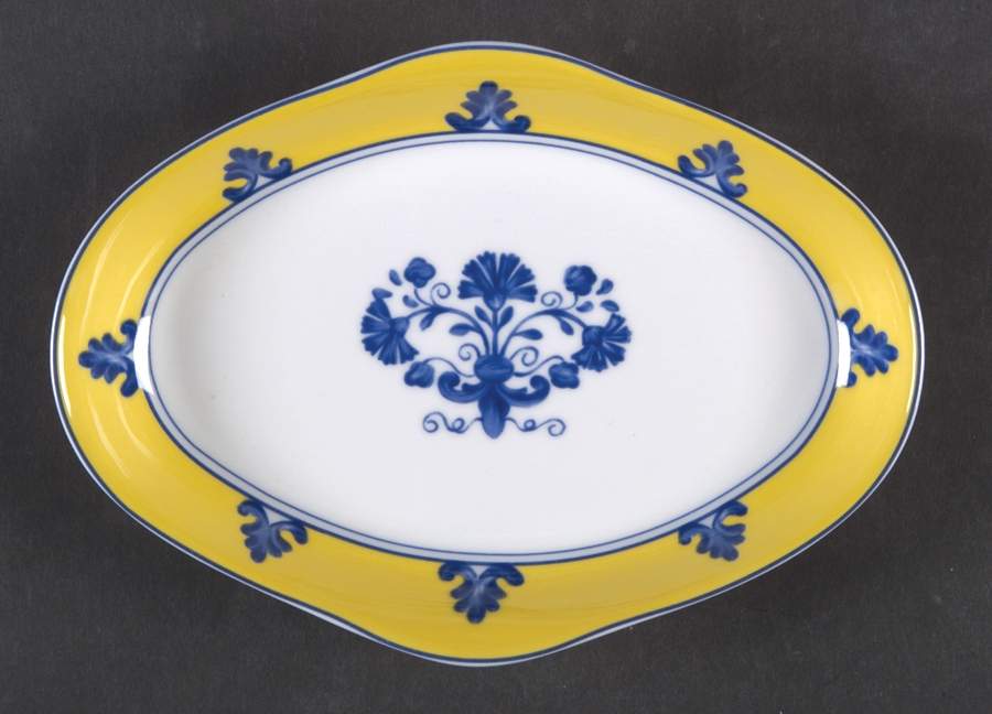 Pavilion (Castelo Branco) Olive Dish by Vista Alegre-1