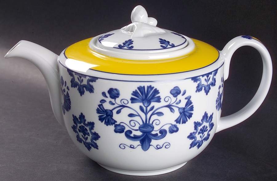 Pavilion (Castelo Branco) Teapot & Lid by Vista Alegre-1