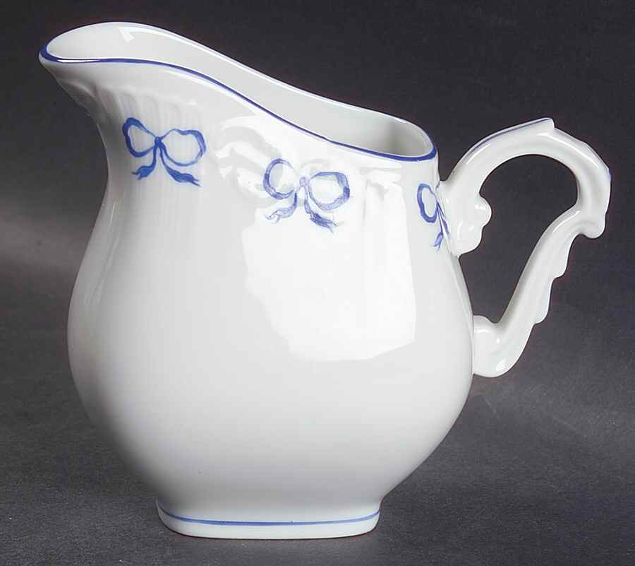 Ruban Blue Creamer by Vista Alegre-1