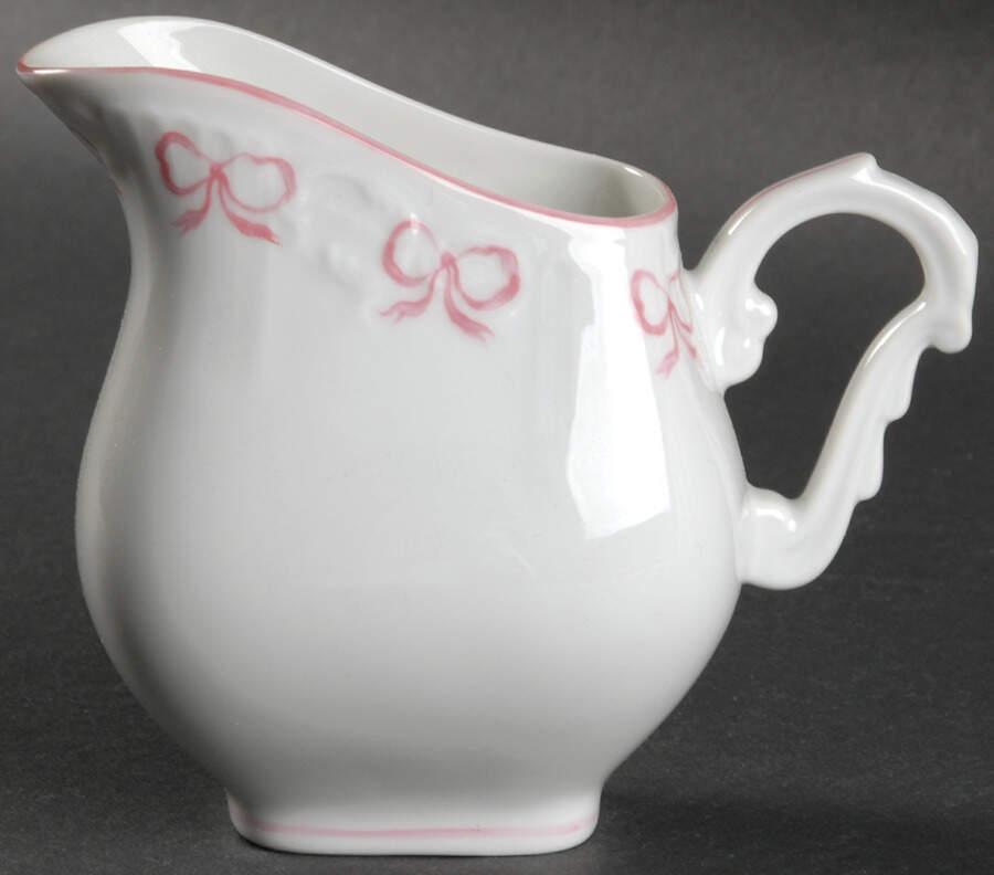 Ruban Pink Creamer by Vista Alegre-1