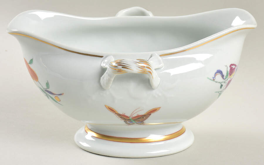 Samatra Gravy Boat by Vista Alegre-1