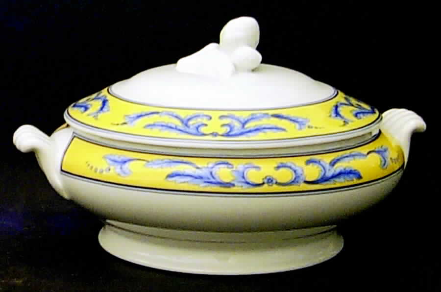 Salina Round Covered Vegetable by Vista Alegre-1