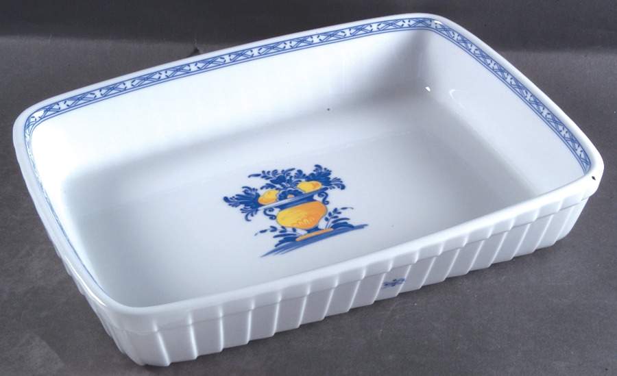 Viana Rectangular Roaster by Vista Alegre-1