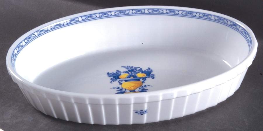 Viana Oval Roaster by Vista Alegre-1
