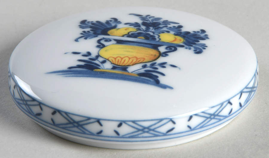 Viana Lif for Pill Box by Vista Alegre-1