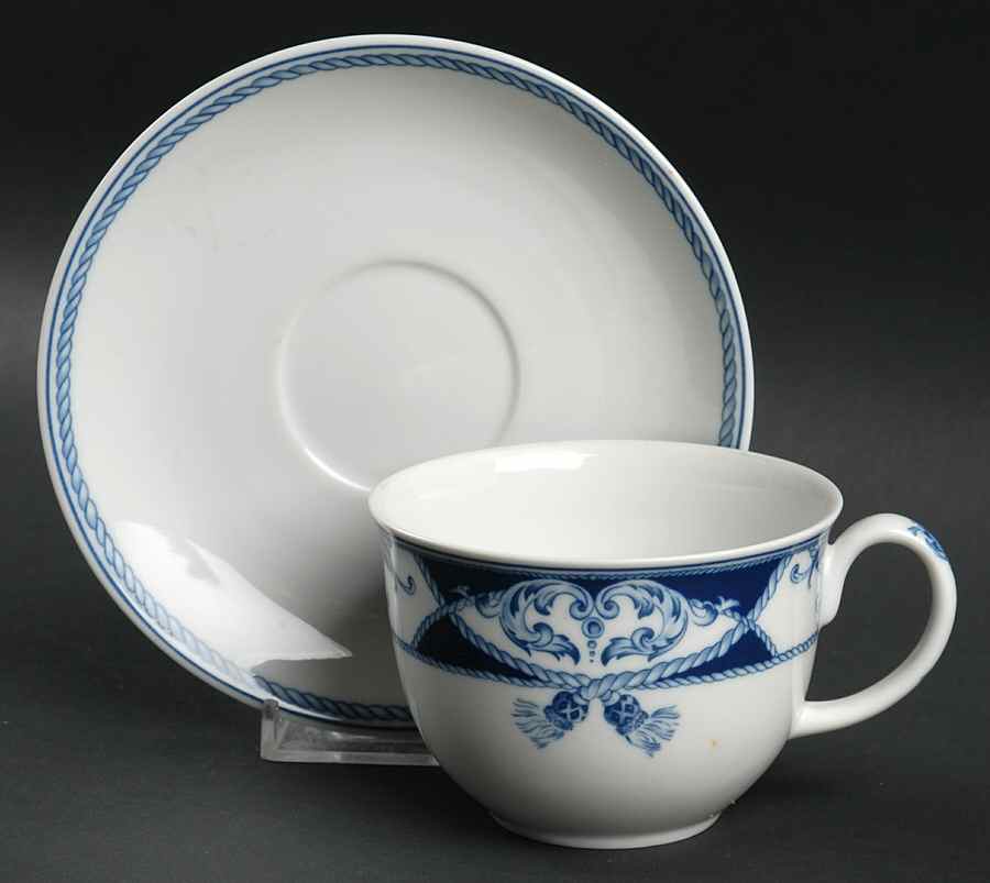 Villa Flat Cup & Saucer Set by Vista Alegre-1