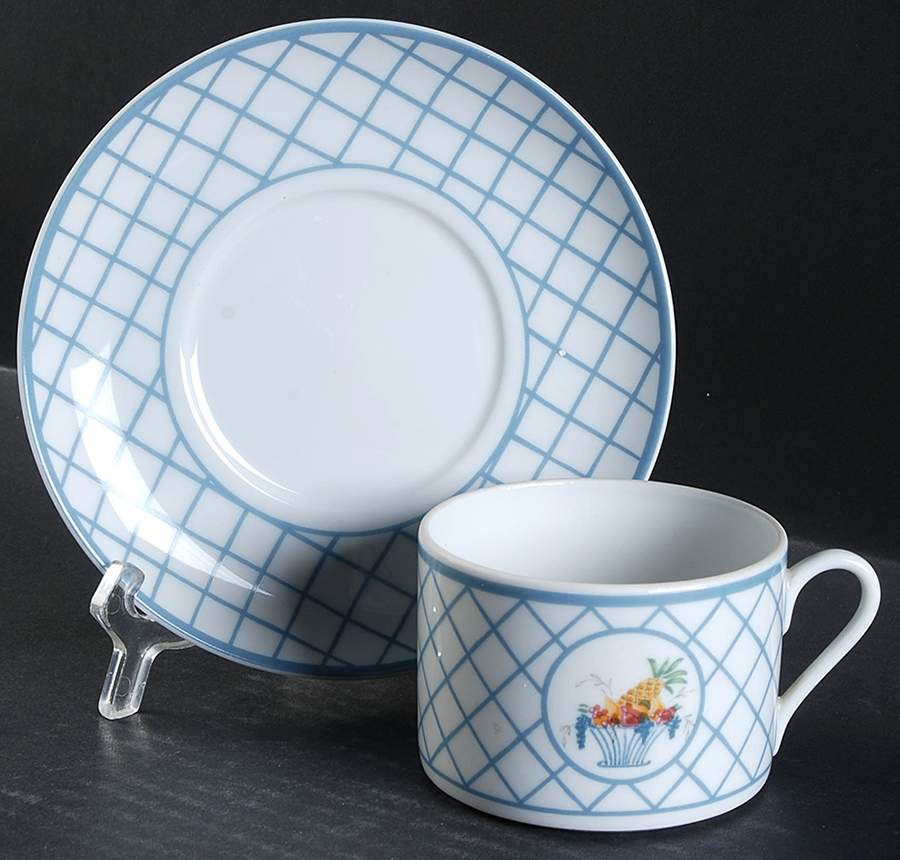 Vitet Flat Cup & Saucer Set by Vista Alegre-1