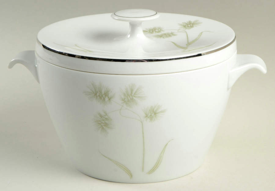 Greenbriar Round Covered Vegetable by Vita Craft-1