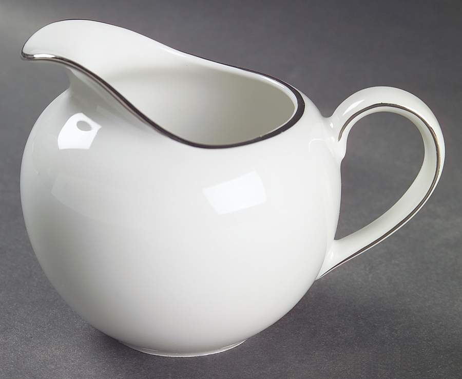 Solitude Creamer by Vita Craft-1