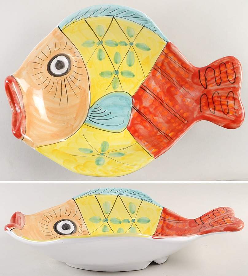 Fish Fish (Fish Completely Colored) 16" Oval Fish Dish by Vietri (Italy)-1