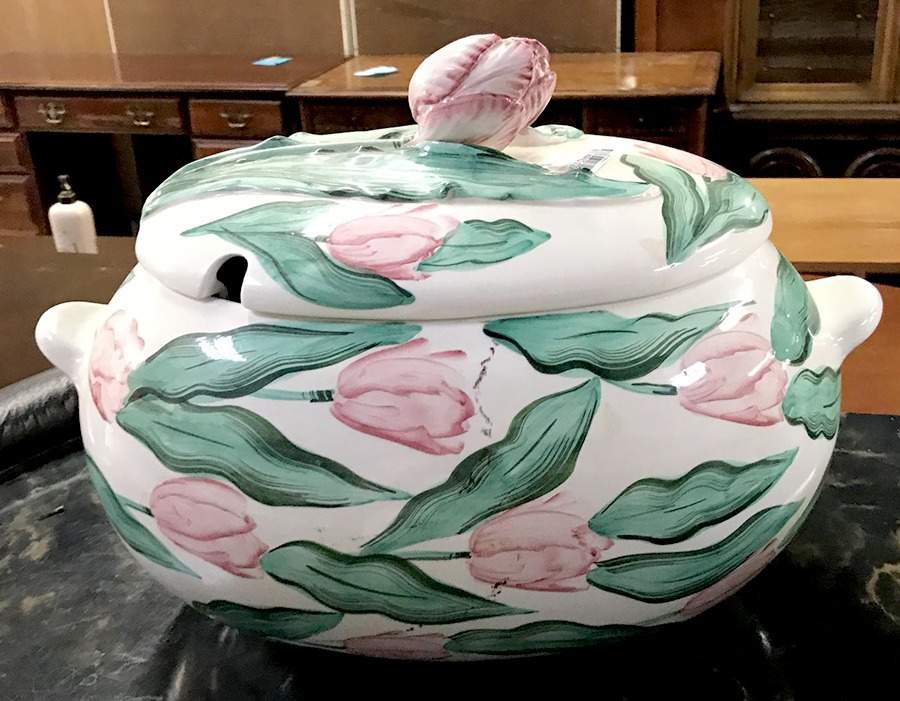 Tulipani D'Acqua Oval Tureen & Lid by Vietri (Italy)-1